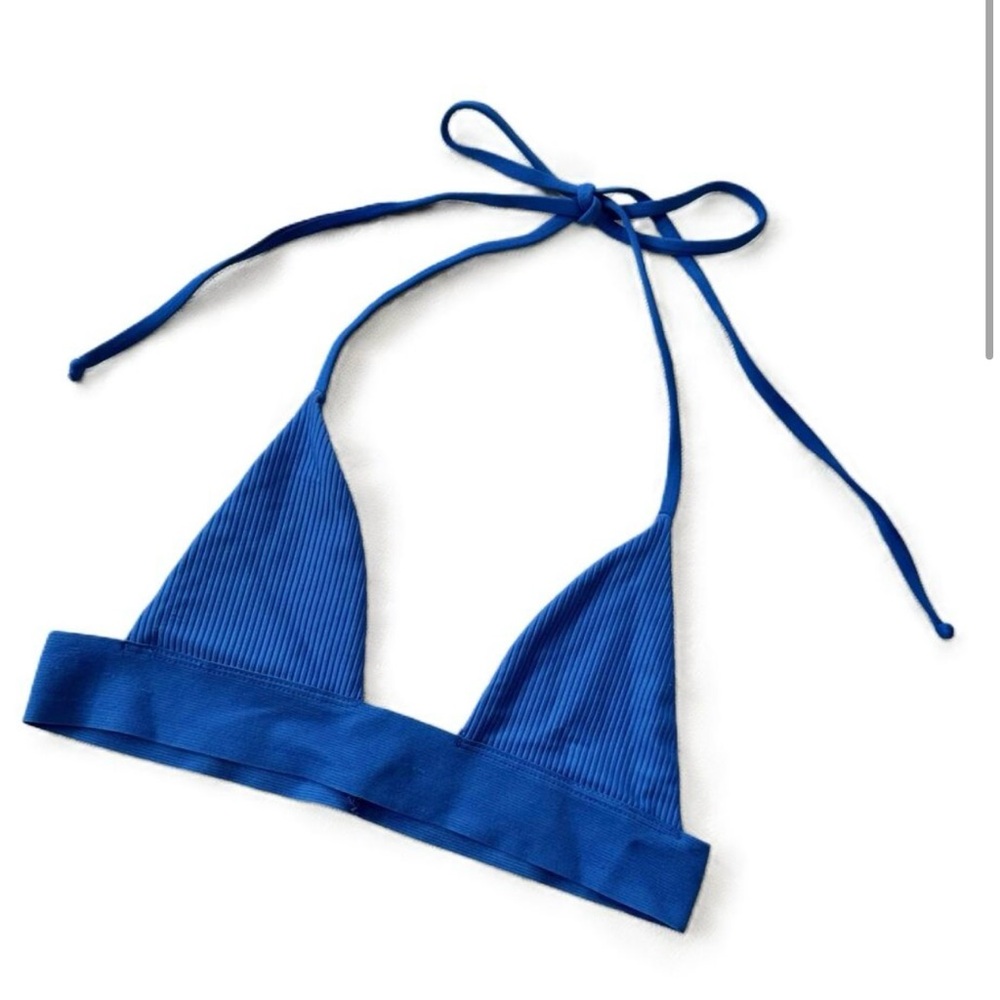 Frankie’s Bikini set- Winnie top and Hanale bottoms